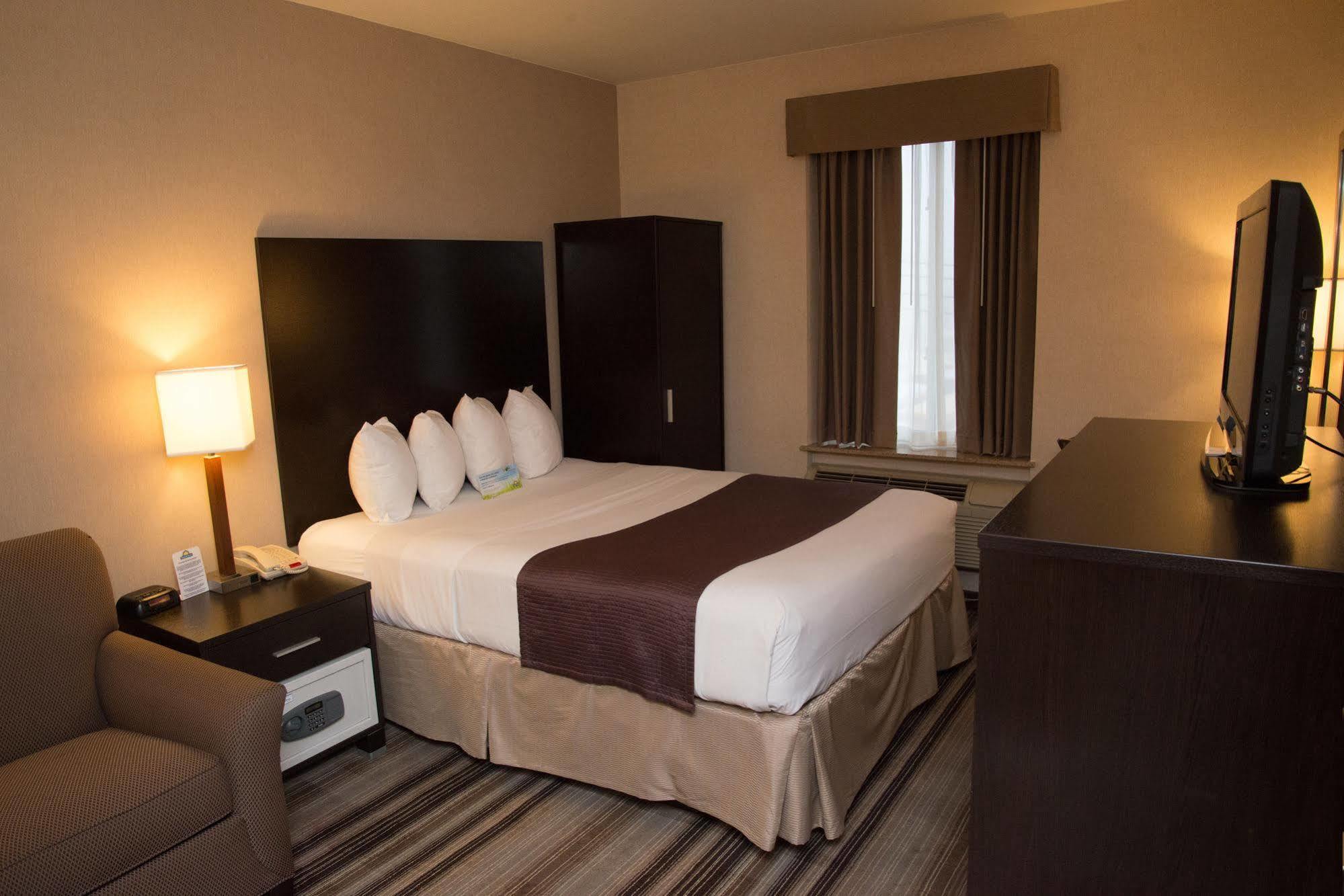 Days Inn By Wyndham Jamaica / Jfk Airport Nova York Exterior foto