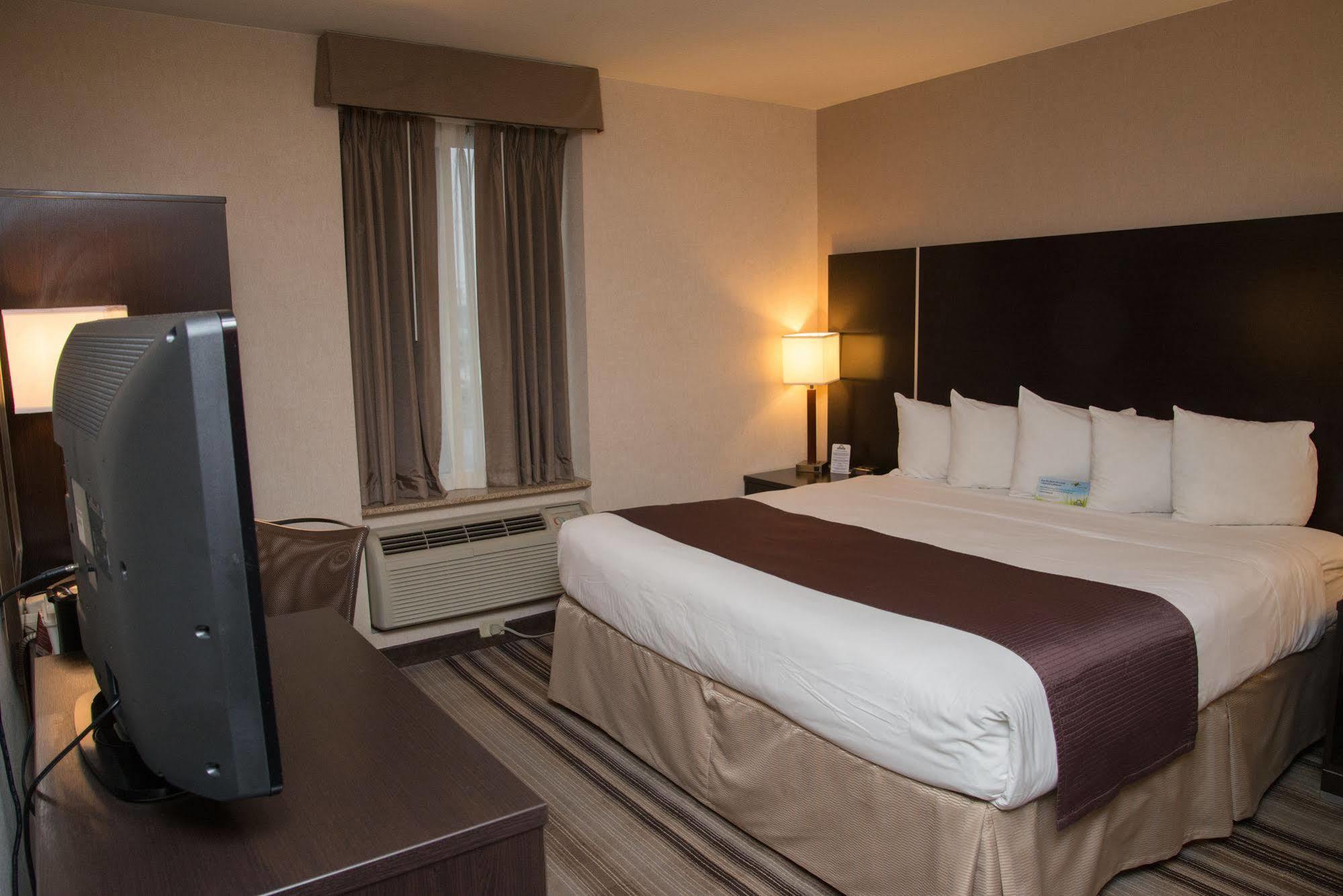 Days Inn By Wyndham Jamaica / Jfk Airport Nova York Exterior foto